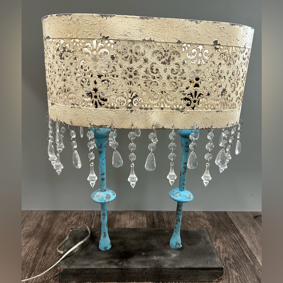 Beautiful vintage inspired double bulb lamp - Picture 2 of 4